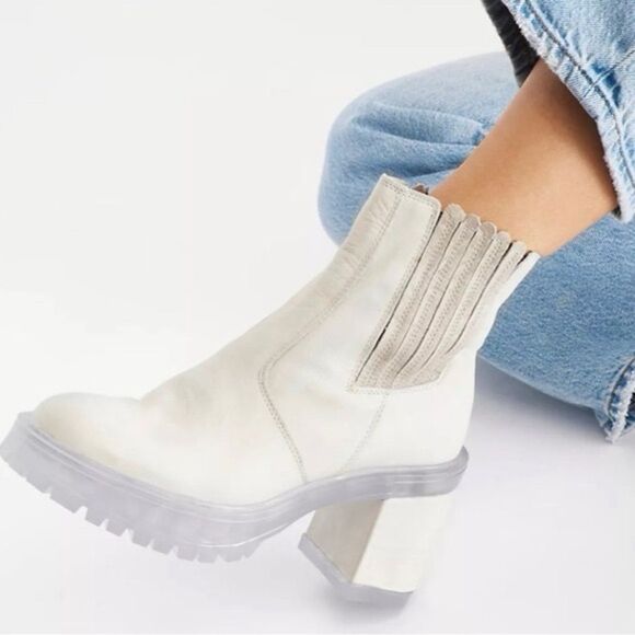 Free People ladies James Chelsea Boots in Ice White size 9.5 - Picture 4 of 14